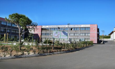 PEDARCHITETTURA E DIGITAL BOARD, AL “VOLTA” LA SCUOLA SOSTENIBILE