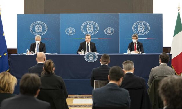 Decreto Sostegni, conferenza stampa del Presidente Draghi con i Ministri Franco e Orlando