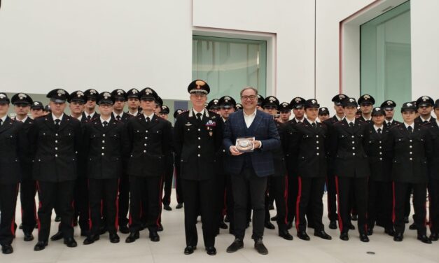 Visite al MArRC: l’Ambasciatrice di Svizzera e gli Allievi Carabinieri affascinati dai Bronzi